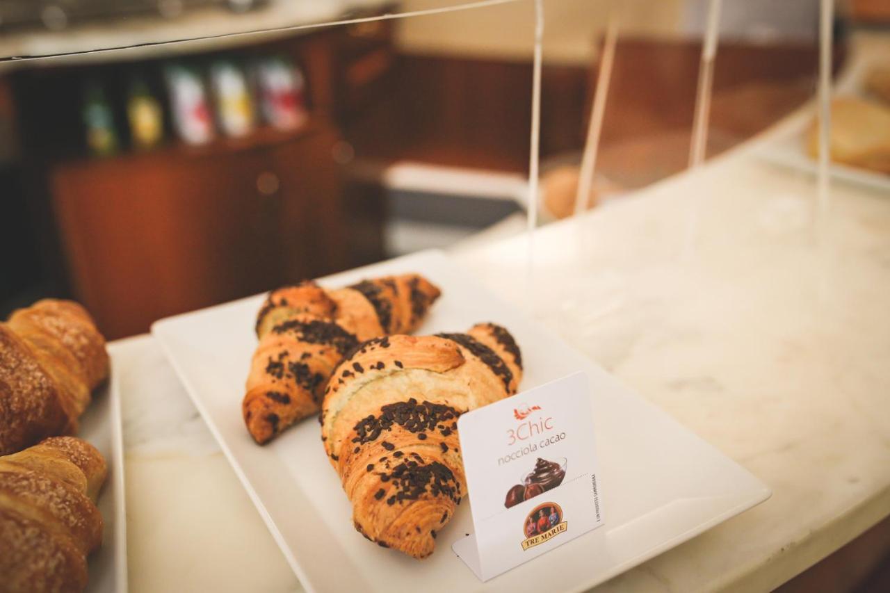 Hotel Posta Cecina  Zewnętrze zdjęcie