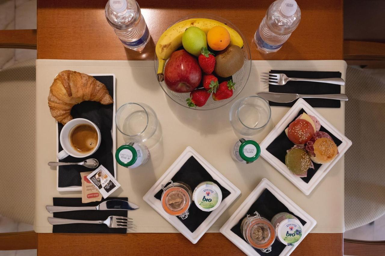 Hotel Posta Cecina  Zewnętrze zdjęcie