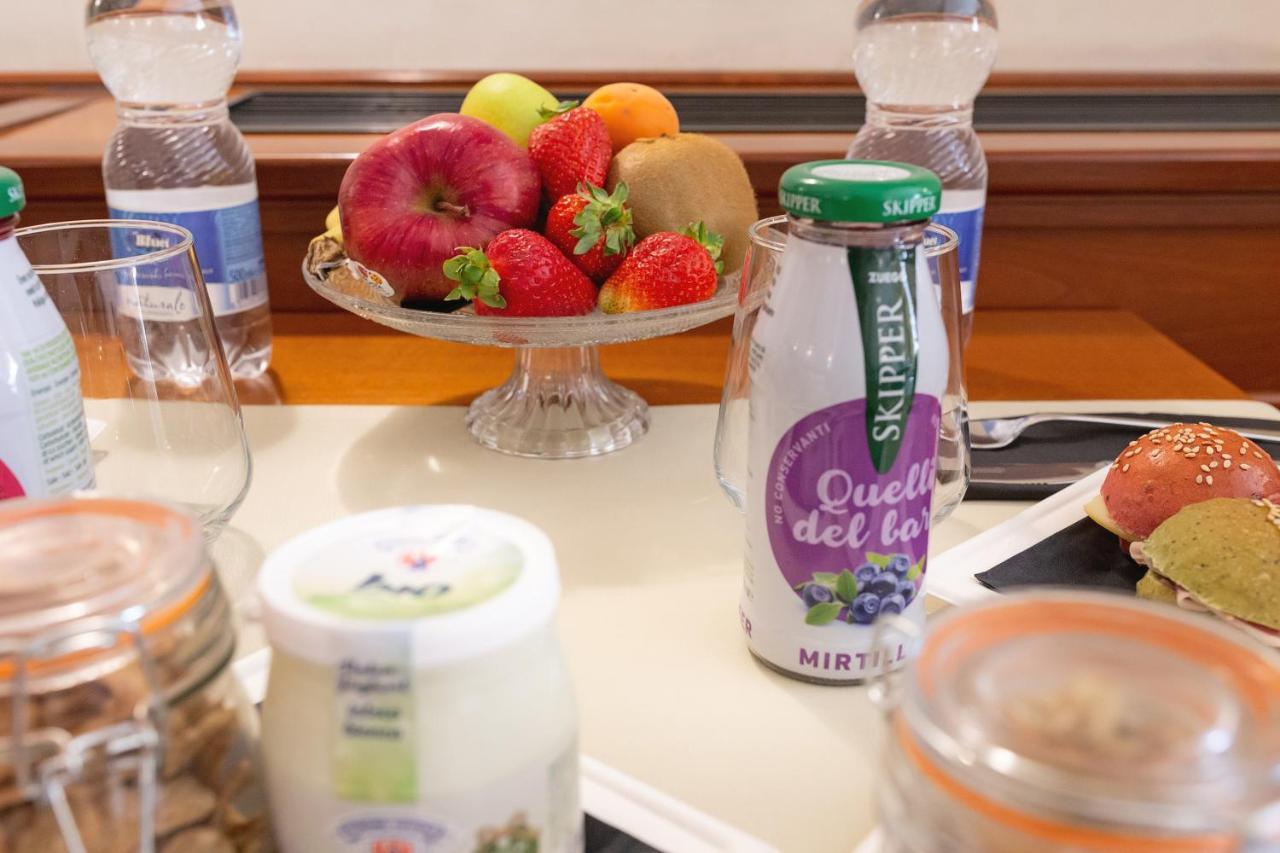 Hotel Posta Cecina  Zewnętrze zdjęcie