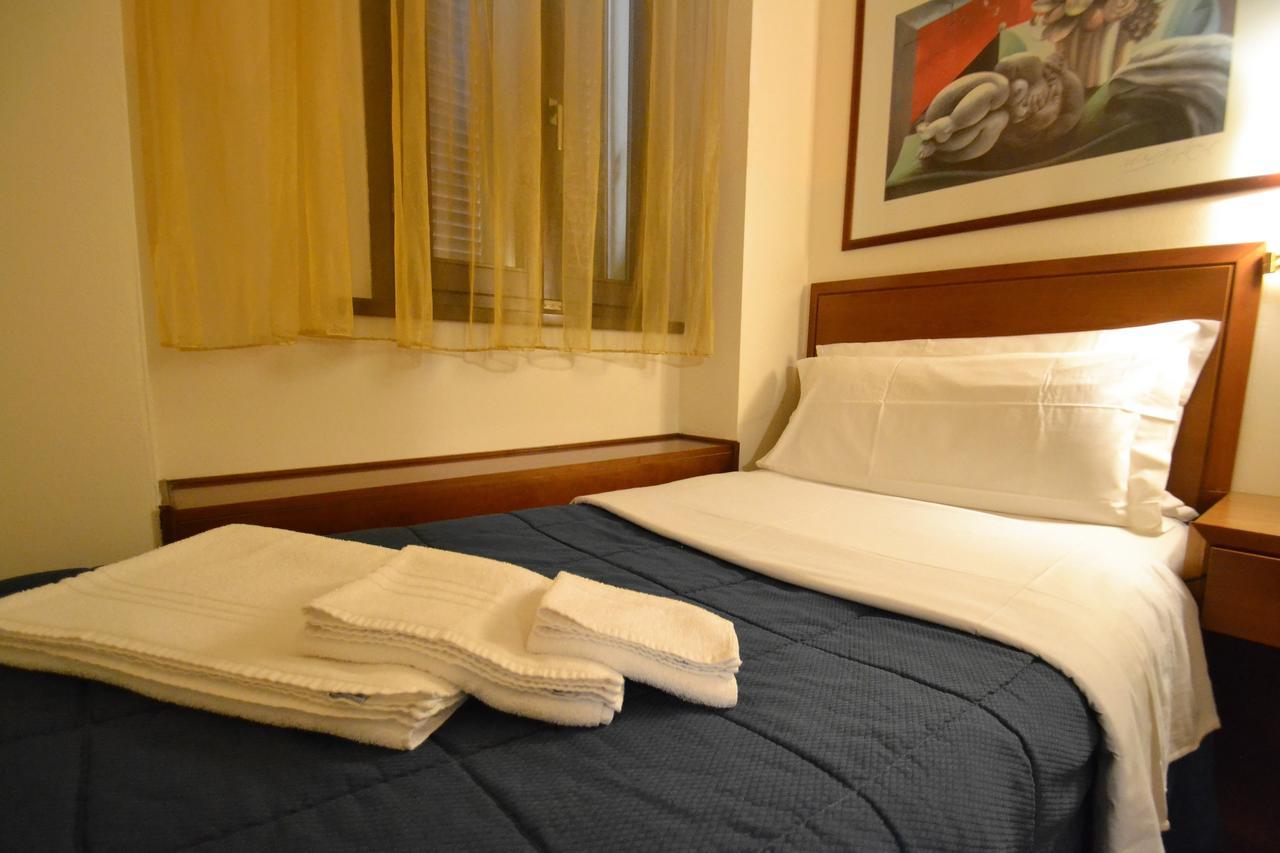 Hotel Posta Cecina  Zewnętrze zdjęcie