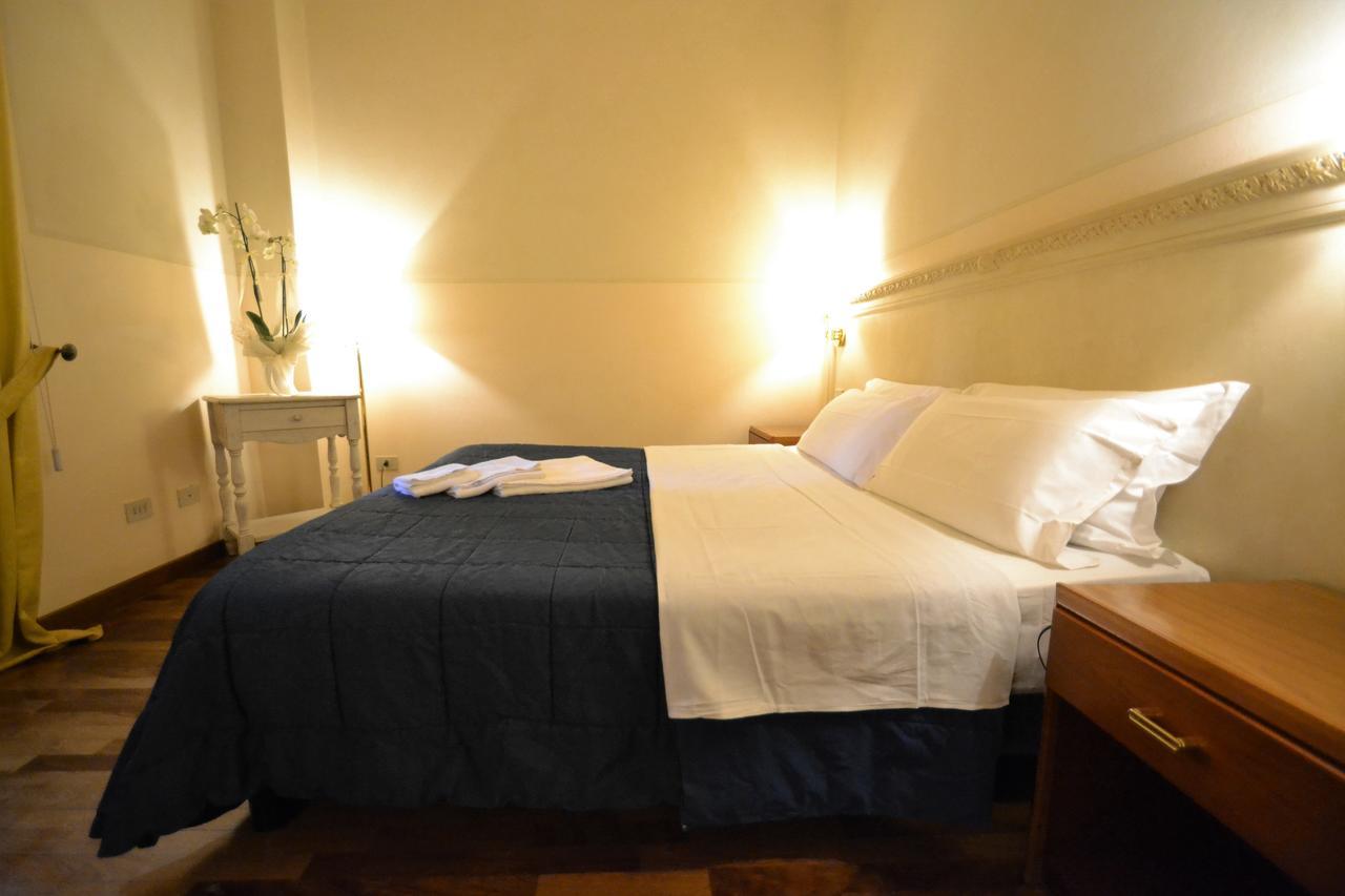 Hotel Posta Cecina  Zewnętrze zdjęcie