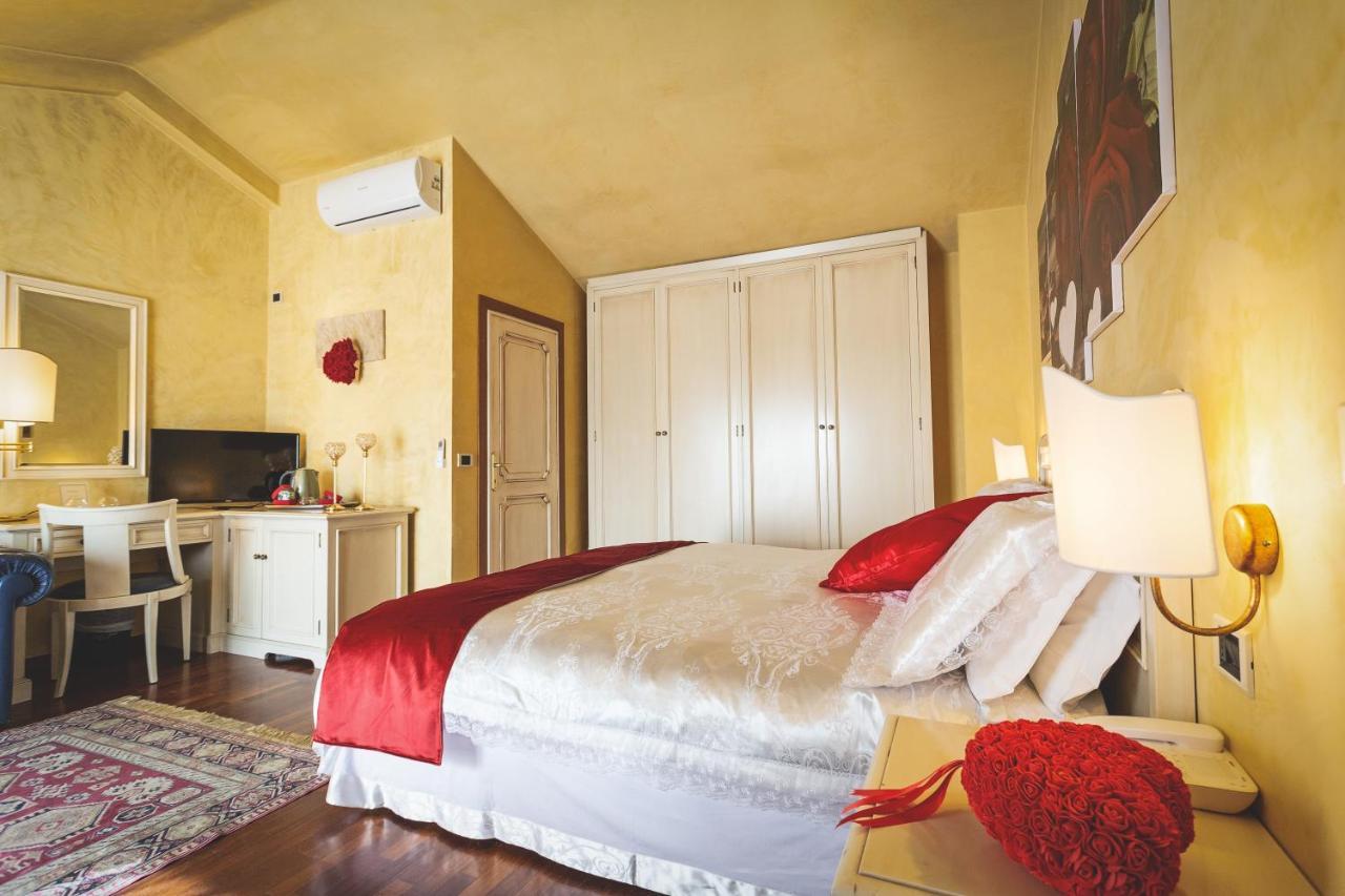 Hotel Posta Cecina  Zewnętrze zdjęcie