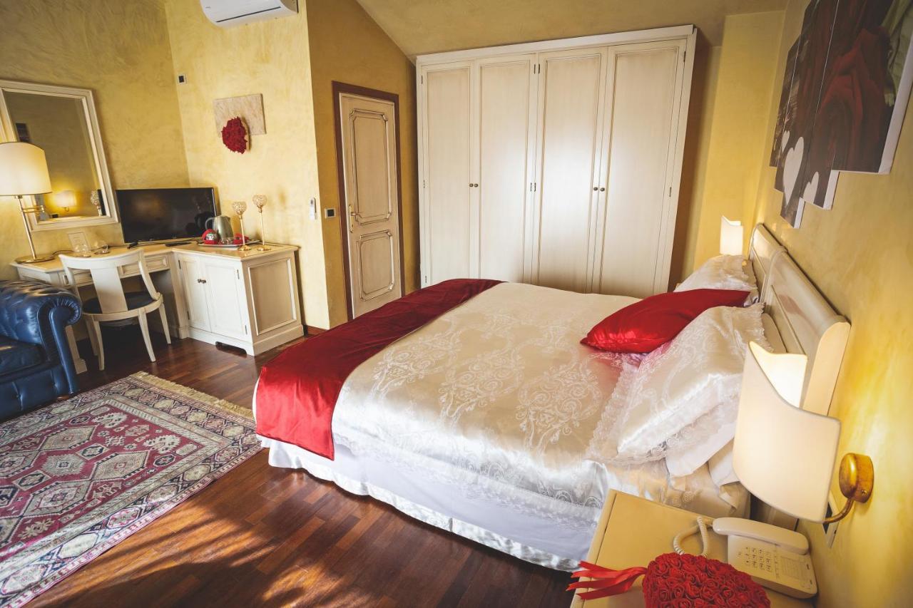 Hotel Posta Cecina  Zewnętrze zdjęcie